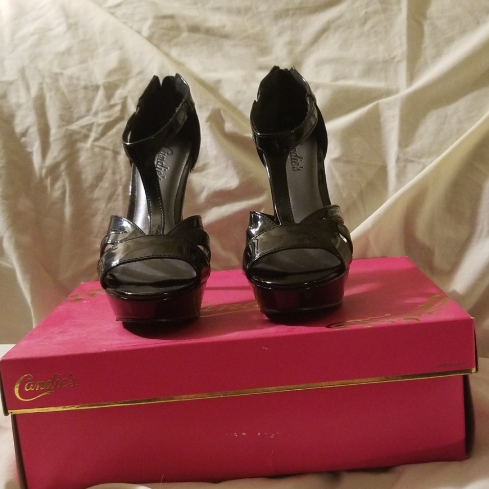 NEW! Black Faux Patent Leather Platform High Heels